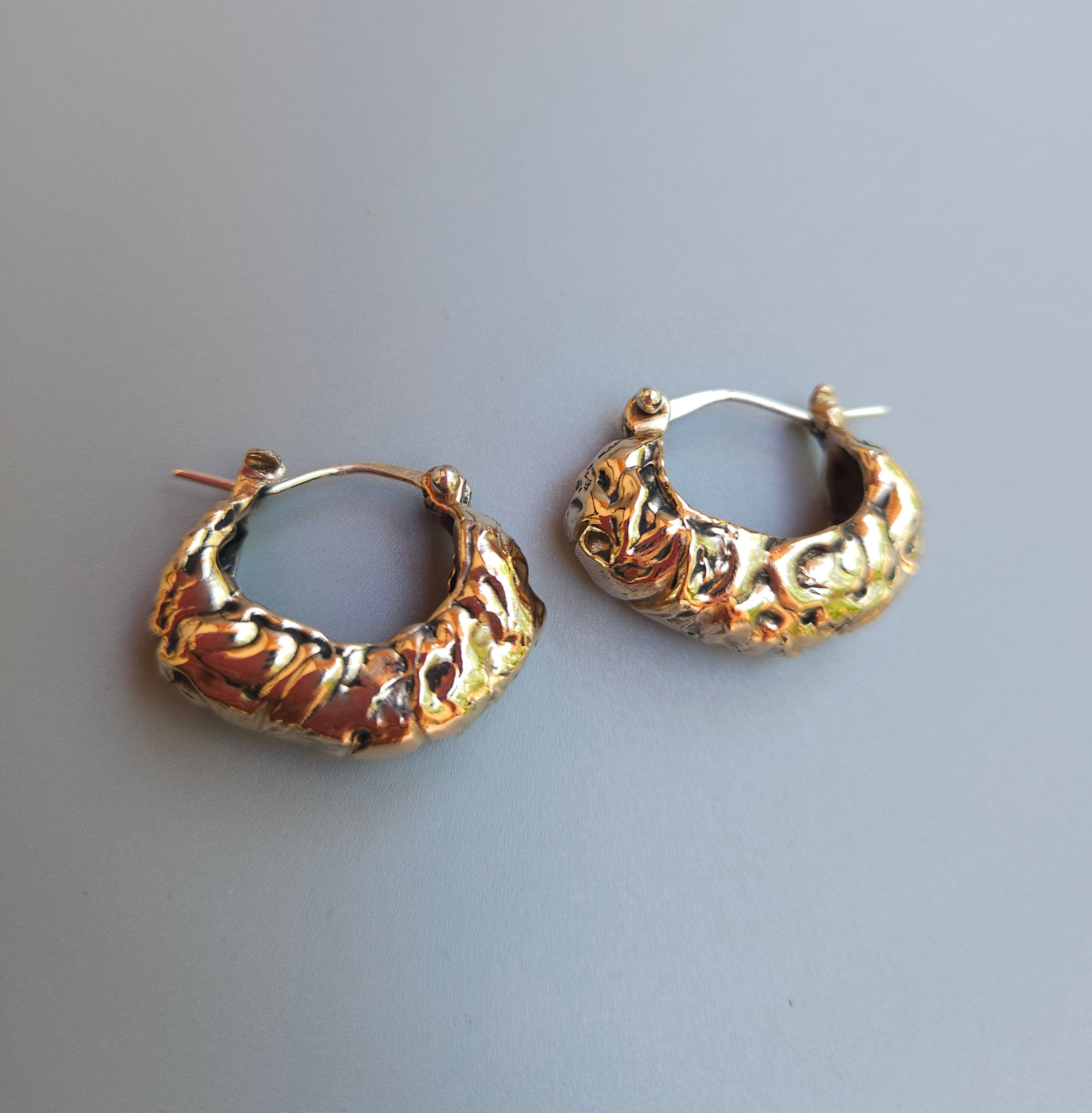 Snuggy Hoops - Gold